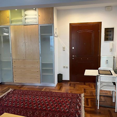 Chita'S Downtown Apartment Ioannina Exterior photo